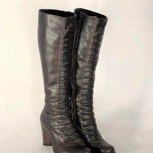 Vintage Greenwood size 5 dark brown leather boots